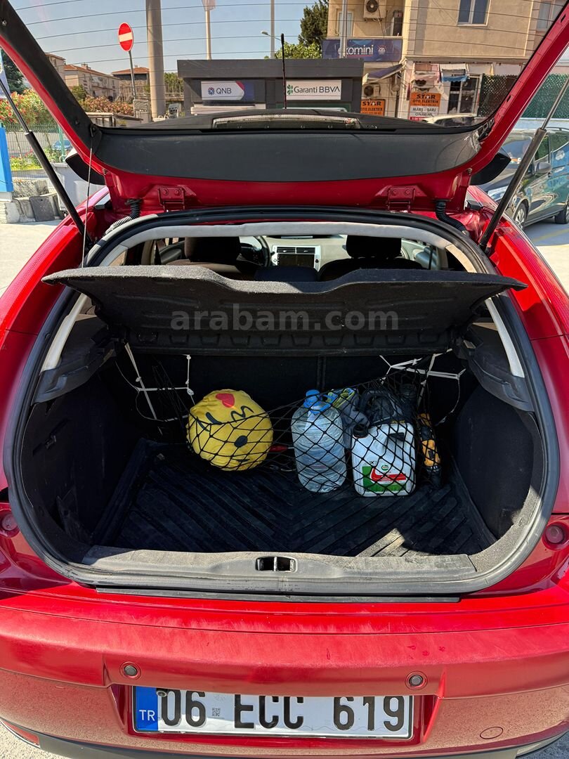 Sahibinden Citroen C4 1.6 SX PK 2006 Model İstanbul 235.000 km Kırmızı 7