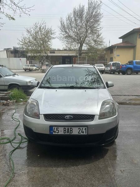Sahibinden Ford Fiesta 1.4 TDCi Comfort 2007 Model Manisa 195.000 km Gri (Gümüş)