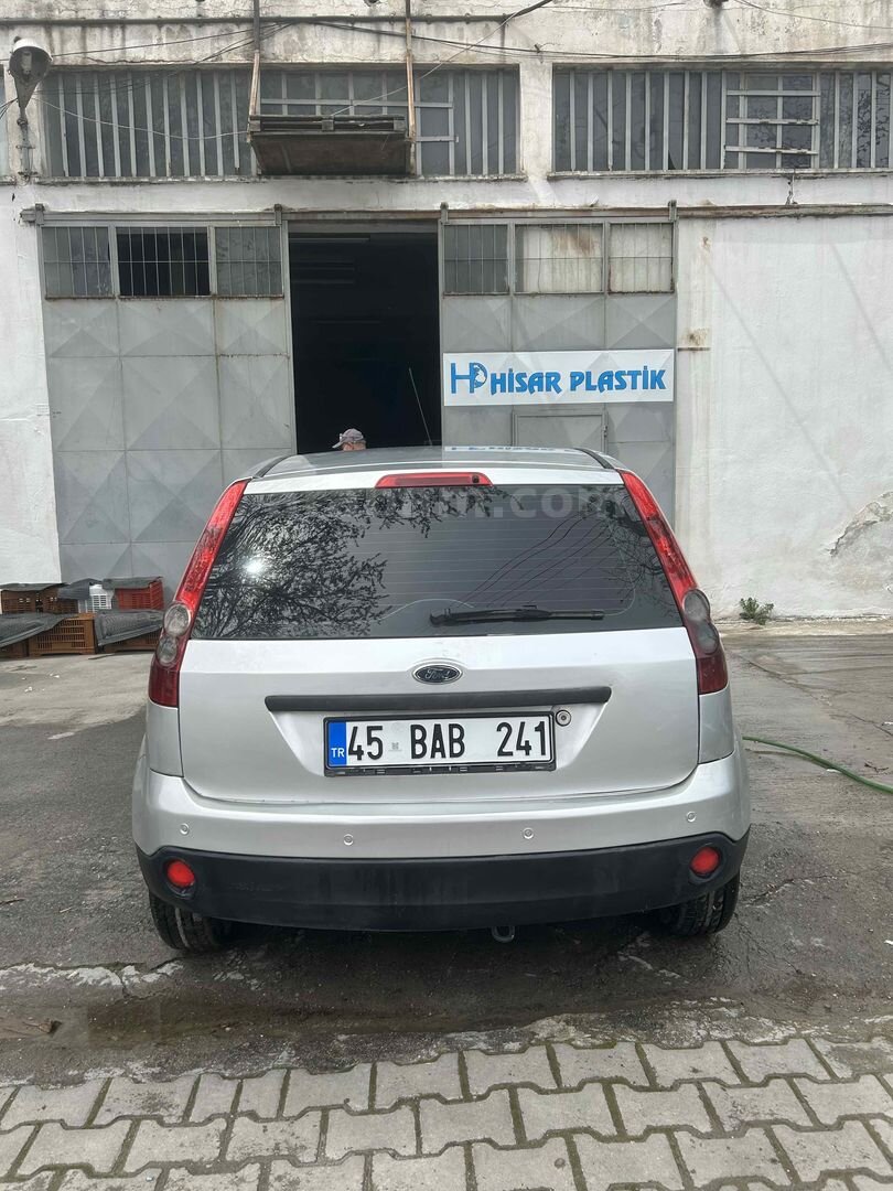 Sahibinden Ford Fiesta 1.4 TDCi Comfort 2007 Model Manisa 195.000 km Gri (Gümüş) 3