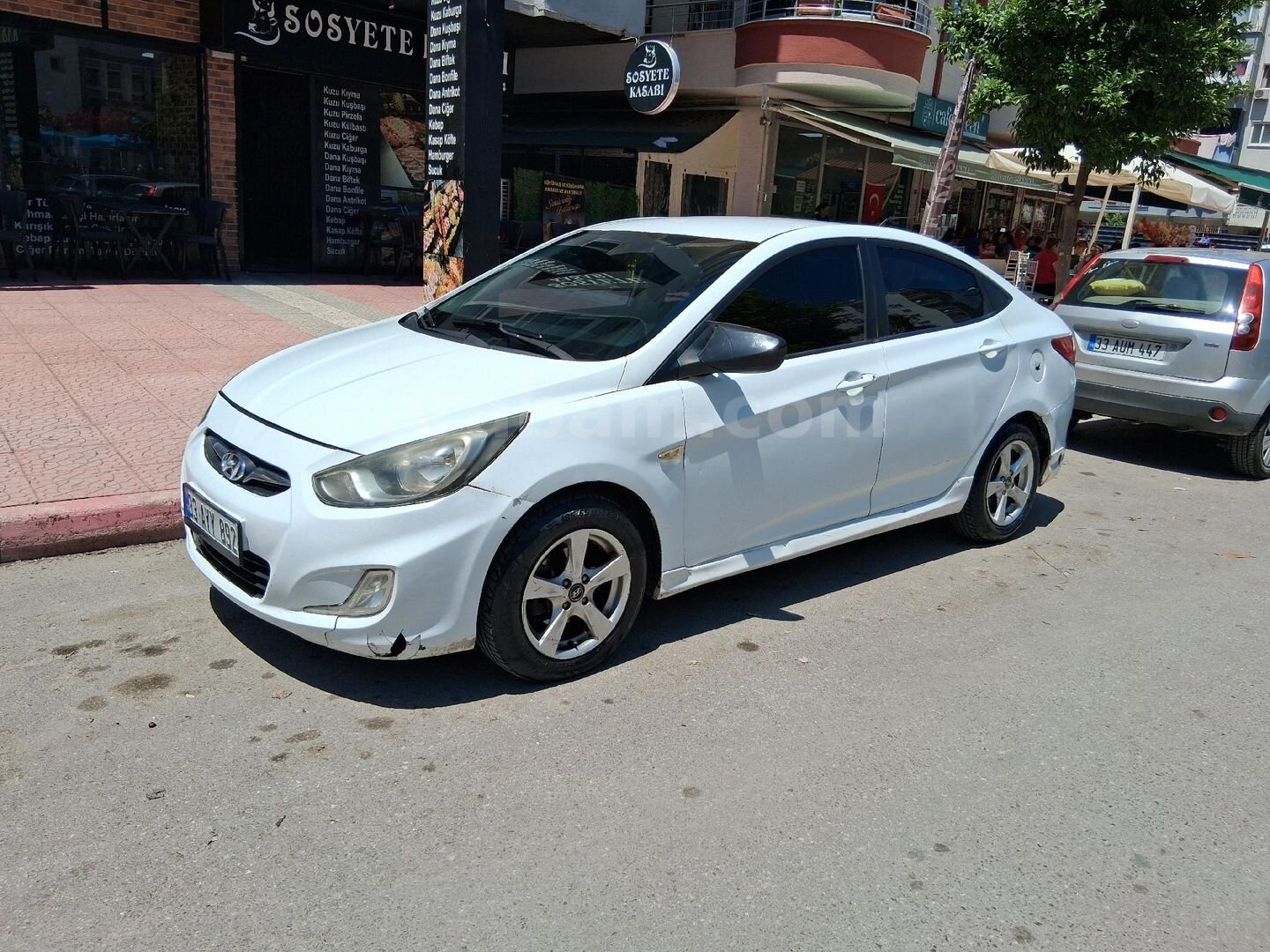 Sahibinden Hyundai Accent Blue 1.4 CVVT Mode Plus 2013 Model Mersin 335.000 km Beyaz 2