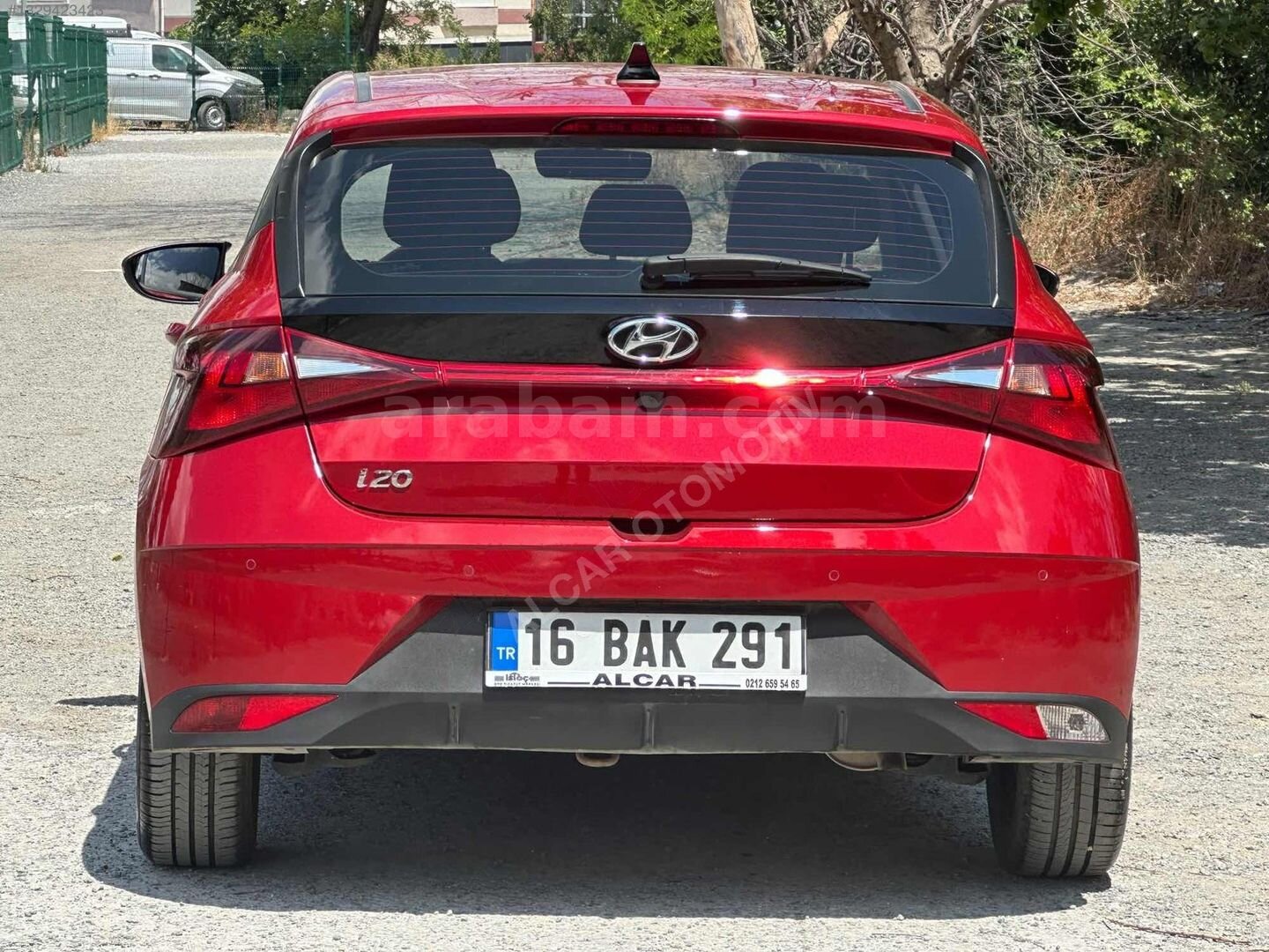 Galeriden Hyundai i20 1.4 MPI Style 2023 Model İstanbul 39.700 km Kırmızı 5