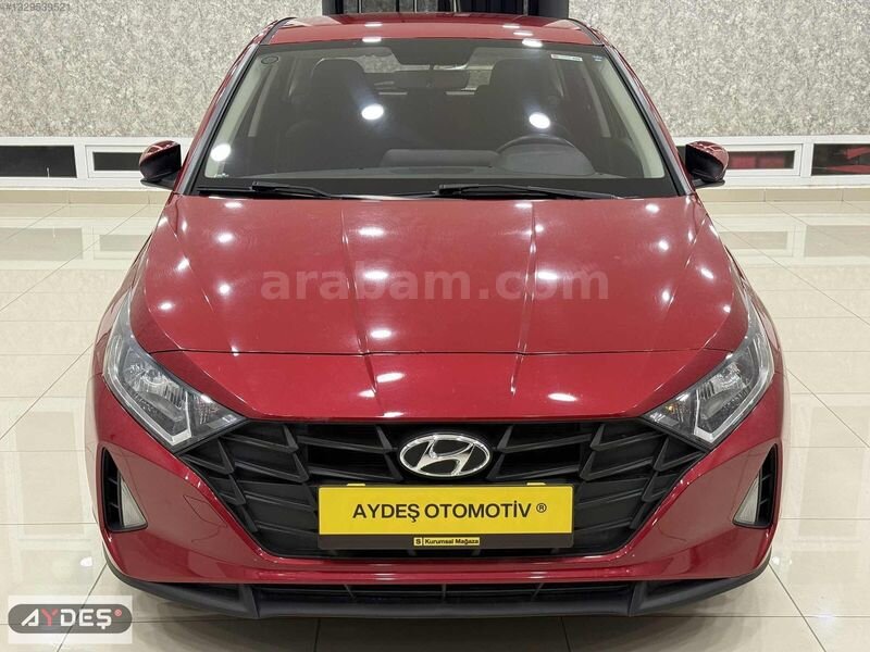 Galeriden Hyundai i20 1.4 MPI Style 2021 Model Sivas 62.000 km Kırmızı