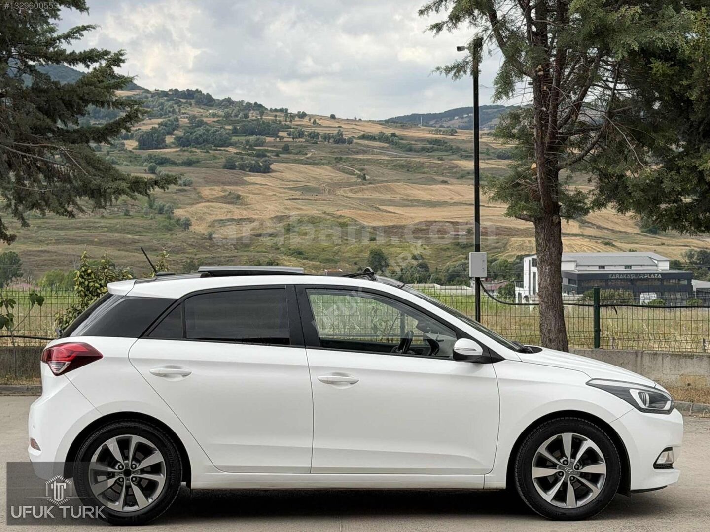 Galeriden Hyundai i20 1.4 MPI Style 2017 Model Samsun 95.000 km Beyaz 3