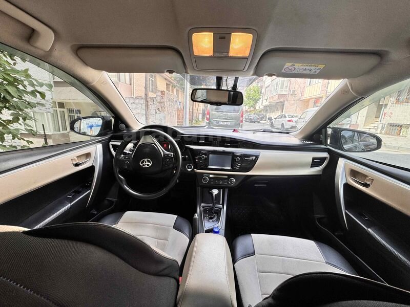 Sahibinden Toyota Corolla 1.6 Premium Verso 2016 Model İstanbul 210.000 km Siyah