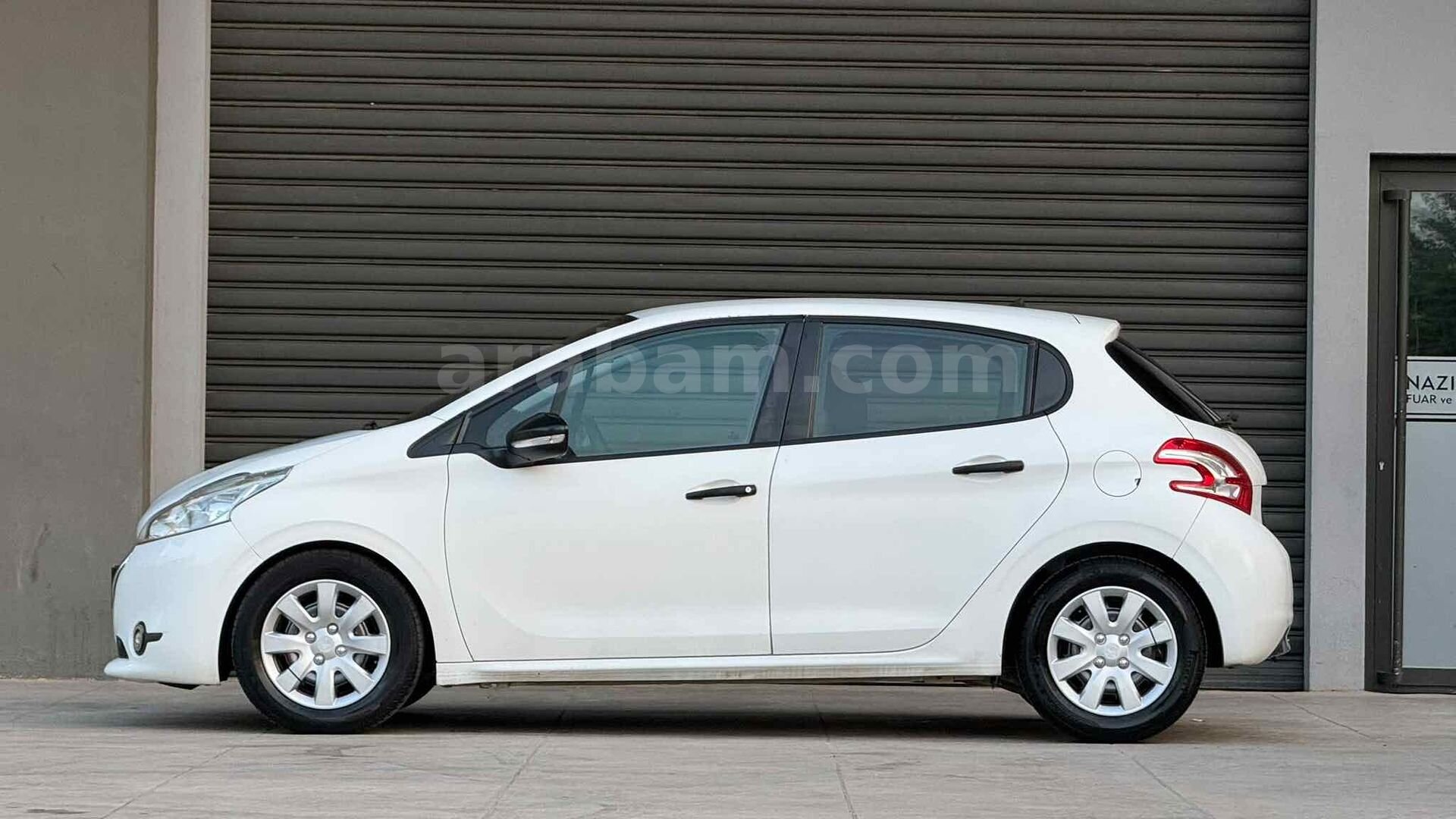 Galeriden Peugeot 208 1.4 HDi Active 2013 Model Antalya 317.000 km Beyaz 4