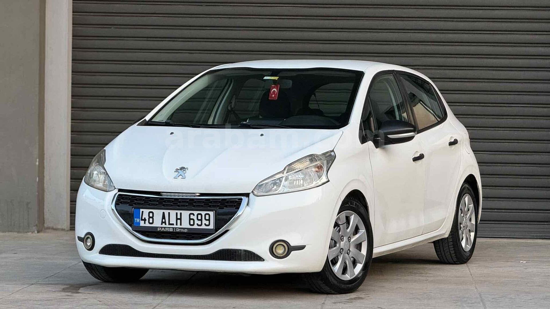 Galeriden Peugeot 208 1.4 HDi Active 2013 Model Antalya 317.000 km Beyaz 3