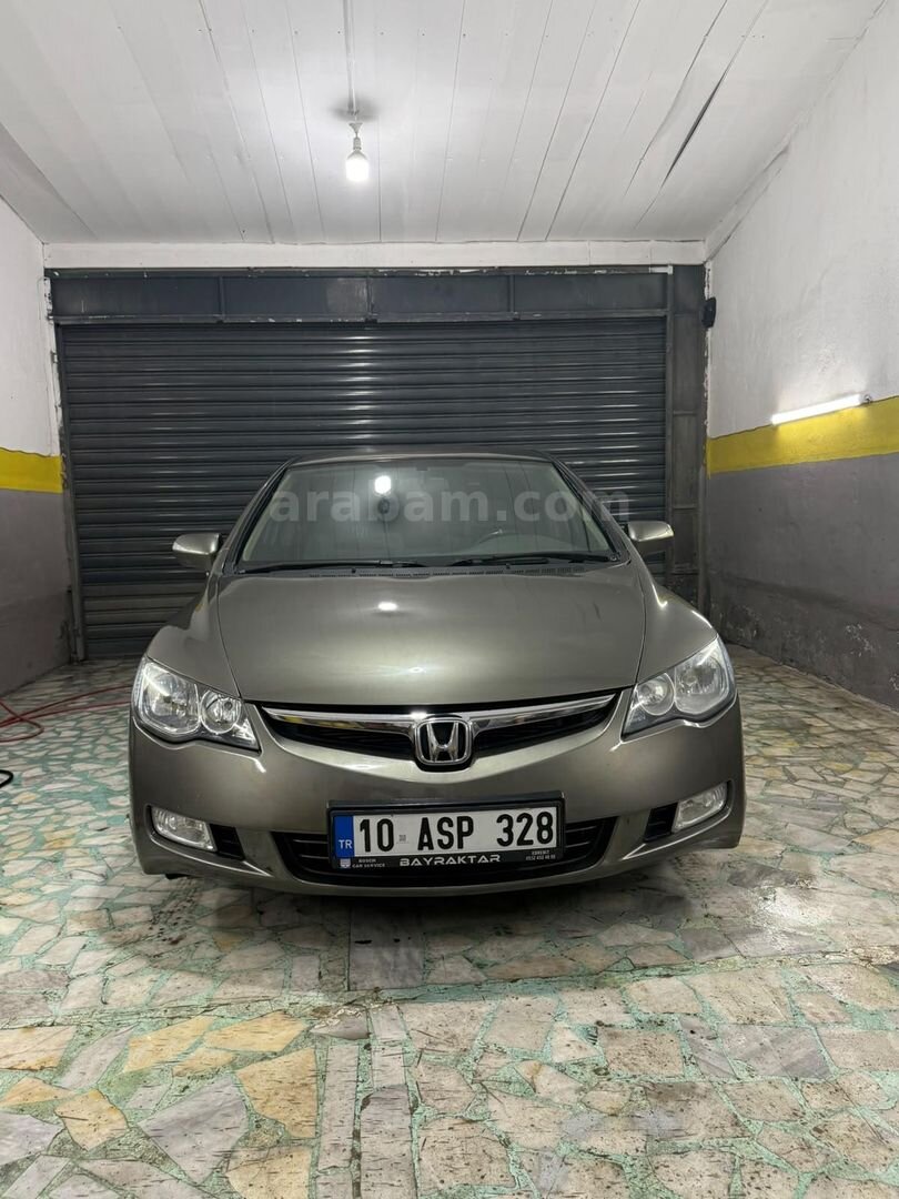 Galeriden Honda Civic 1.6i VTEC Premium 2008 Model Balıkesir 135.000 km Gri 6