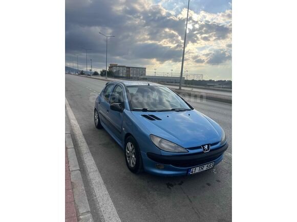 Sahibinden Peugeot 206 1.6 XT 2000 Model Bursa 236.000 km Mavi