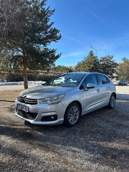 Sahibinden Citroen C4 1.6 e-HDi Confort Plus 2012 Model Erzurum 156.000 km Gri