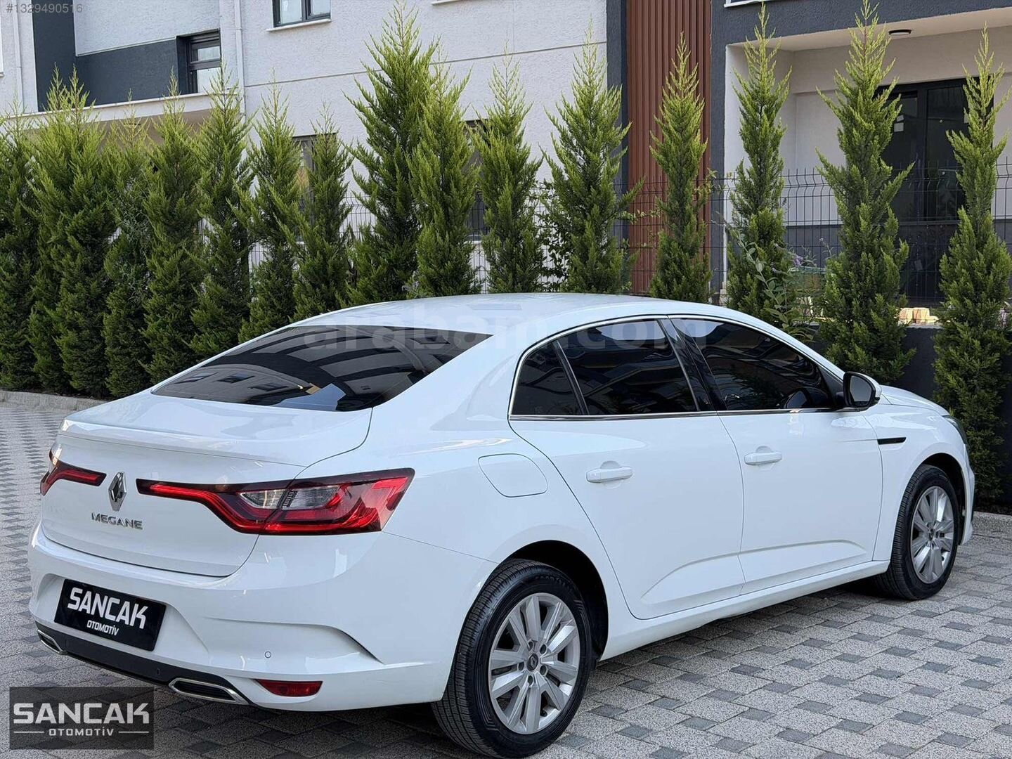 Galeriden Renault Megane 1.3 TCe Joy 2021 Model Bursa 125.000 km Beyaz 5