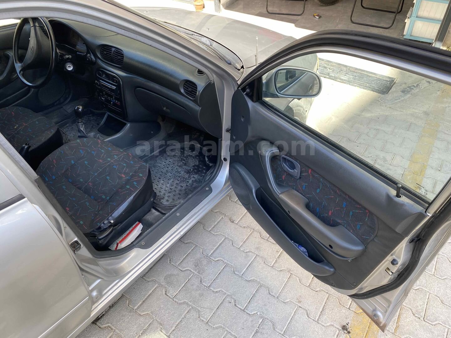 Sahibinden Hyundai Accent 1.5 1.5i GLS 2000 Model Konya 317.000 km Gri 5