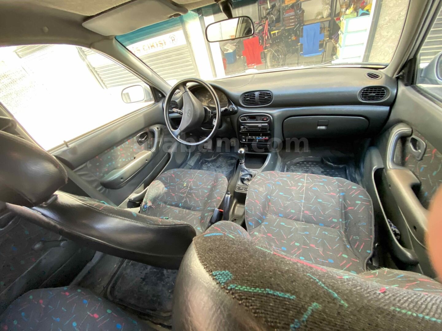 Sahibinden Hyundai Accent 1.5 1.5i GLS 2000 Model Konya 317.000 km Gri 4