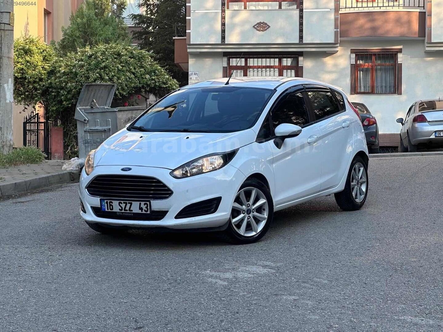 Galeriden Ford Fiesta 1.4 TDCi Trend 2013 Model Ankara 202.000 km Beyaz 1