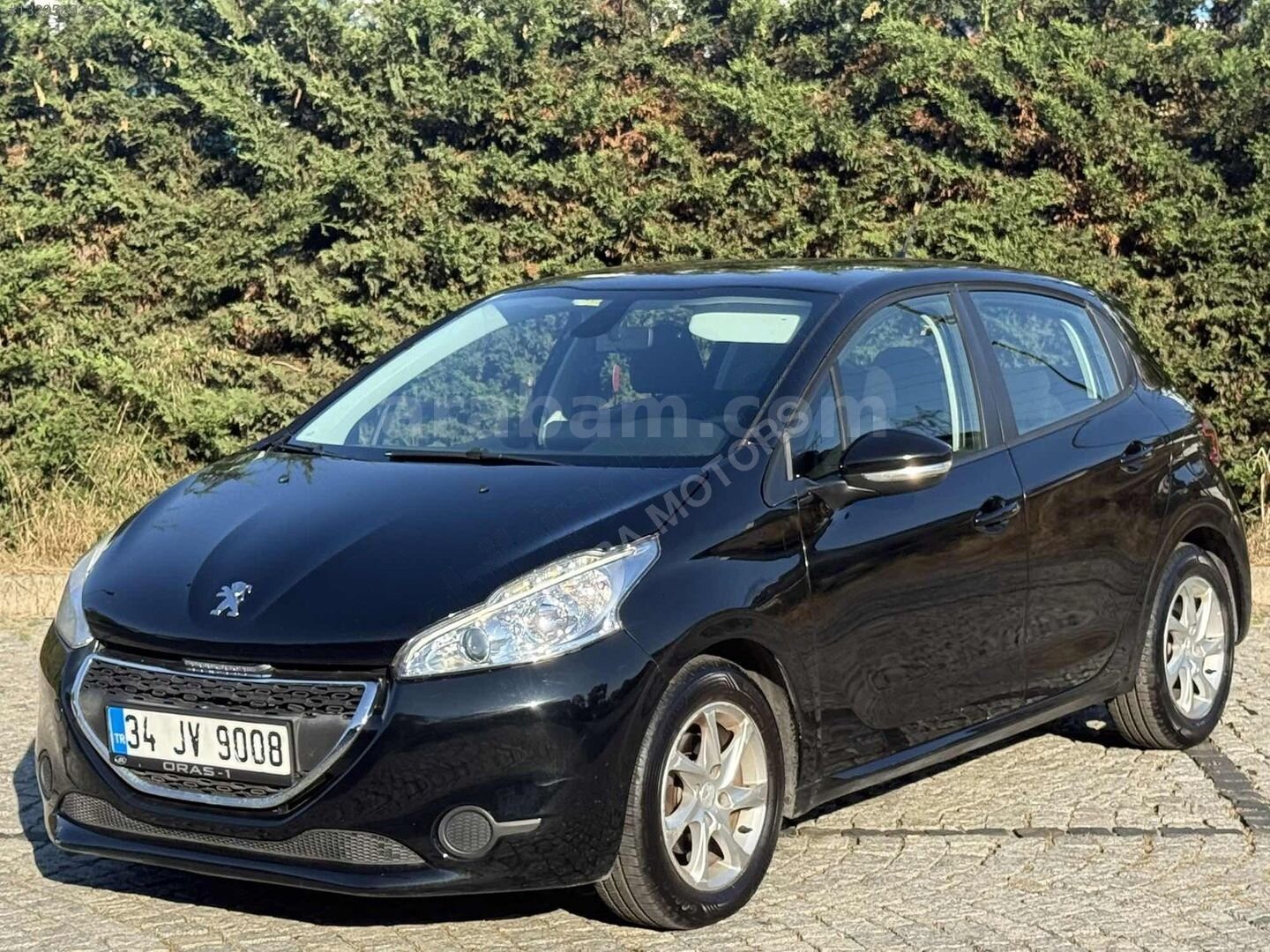 Galeriden Peugeot 208 1.4 HDi Active 2012 Model İstanbul 135.000 km Siyah 1