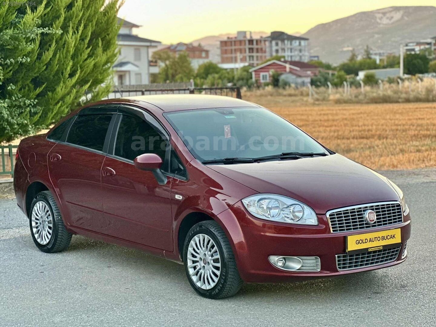 Galeriden Fiat Linea 1.6 Multijet Active Plus 2011 Model Burdur 176.000 km Bordo 3