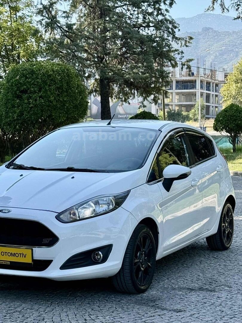 Galeriden Ford Fiesta 1.5 TDCi Trend X 2016 Model Denizli 199.000 km Beyaz 2