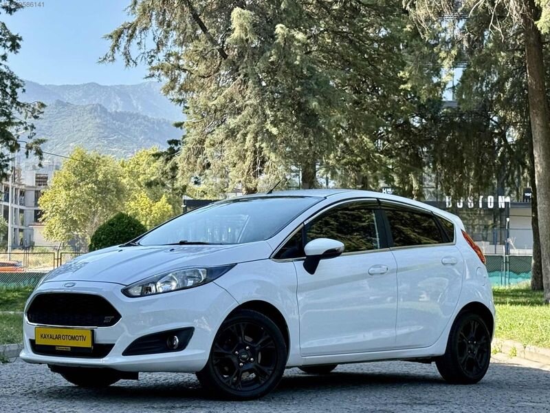 Galeriden Ford Fiesta 1.5 TDCi Trend X 2016 Model Denizli 199.000 km Beyaz