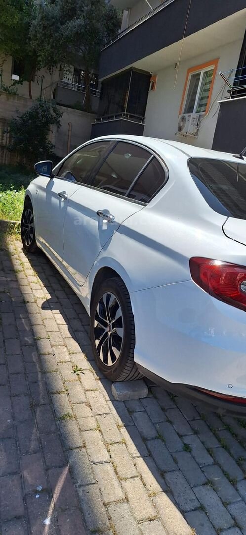 Sahibinden Fiat Egea 1.6 E-Torq Lounge 2016 Model Kocaeli 113.500 km Beyaz 3