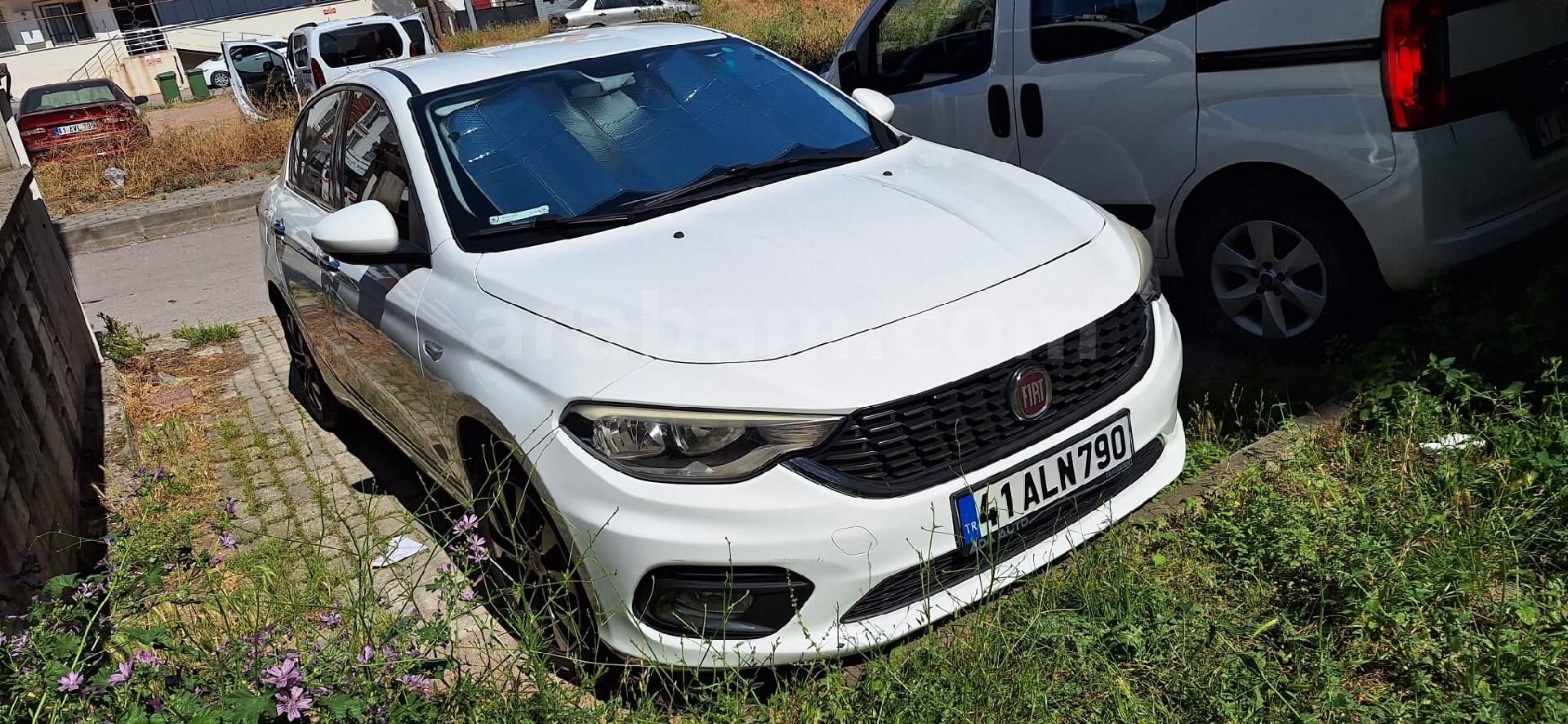Sahibinden Fiat Egea 1.6 E-Torq Lounge 2016 Model Kocaeli 113.500 km Beyaz 2