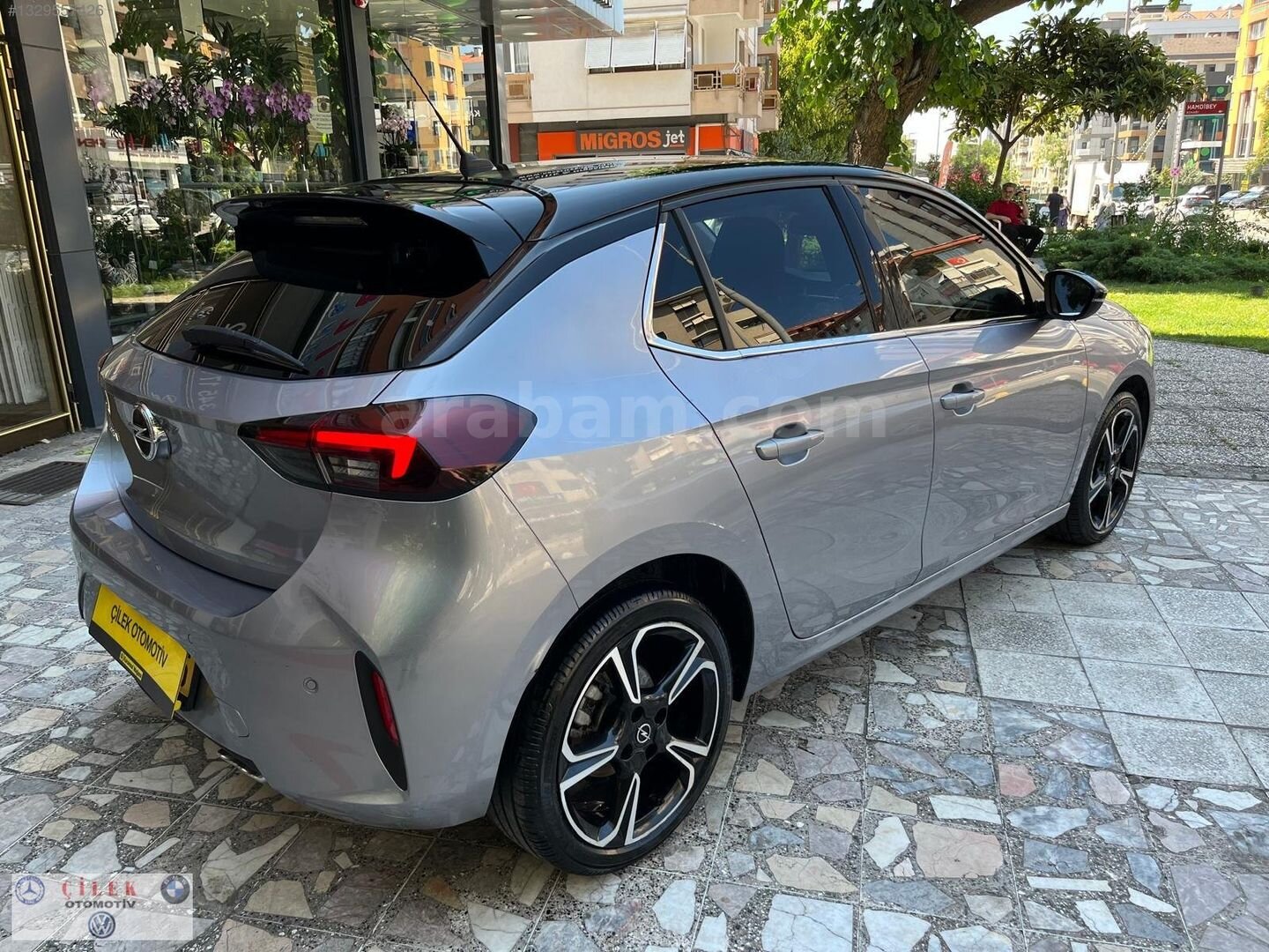 Galeriden Opel Corsa 1.2 T Ultimate 2021 Model İstanbul 82.000 km Gri 7