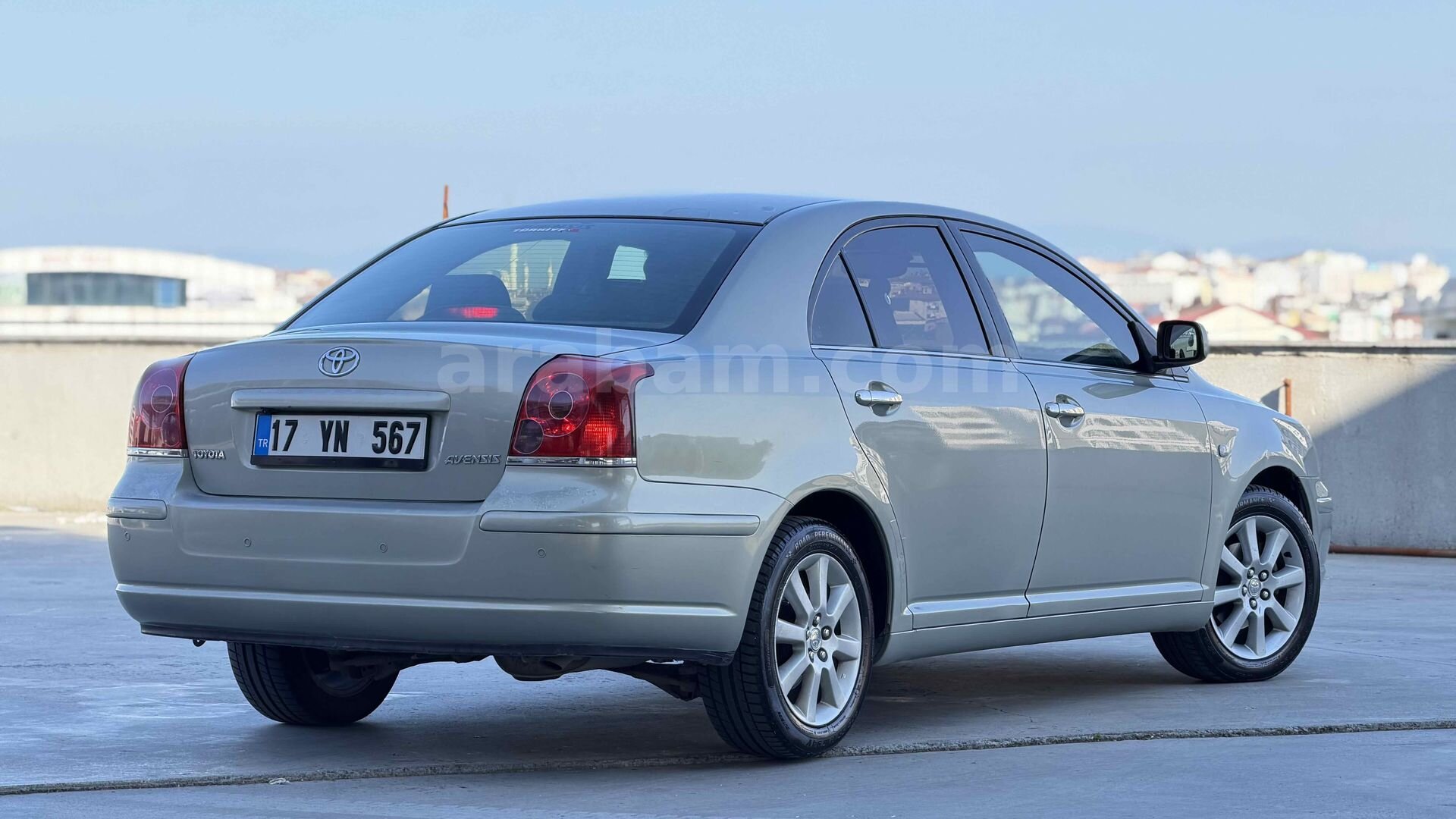 Sahibinden Toyota Avensis 1.6 Comfort 2004 Model Kocaeli 237.000 km Yeşil (metalik) 5