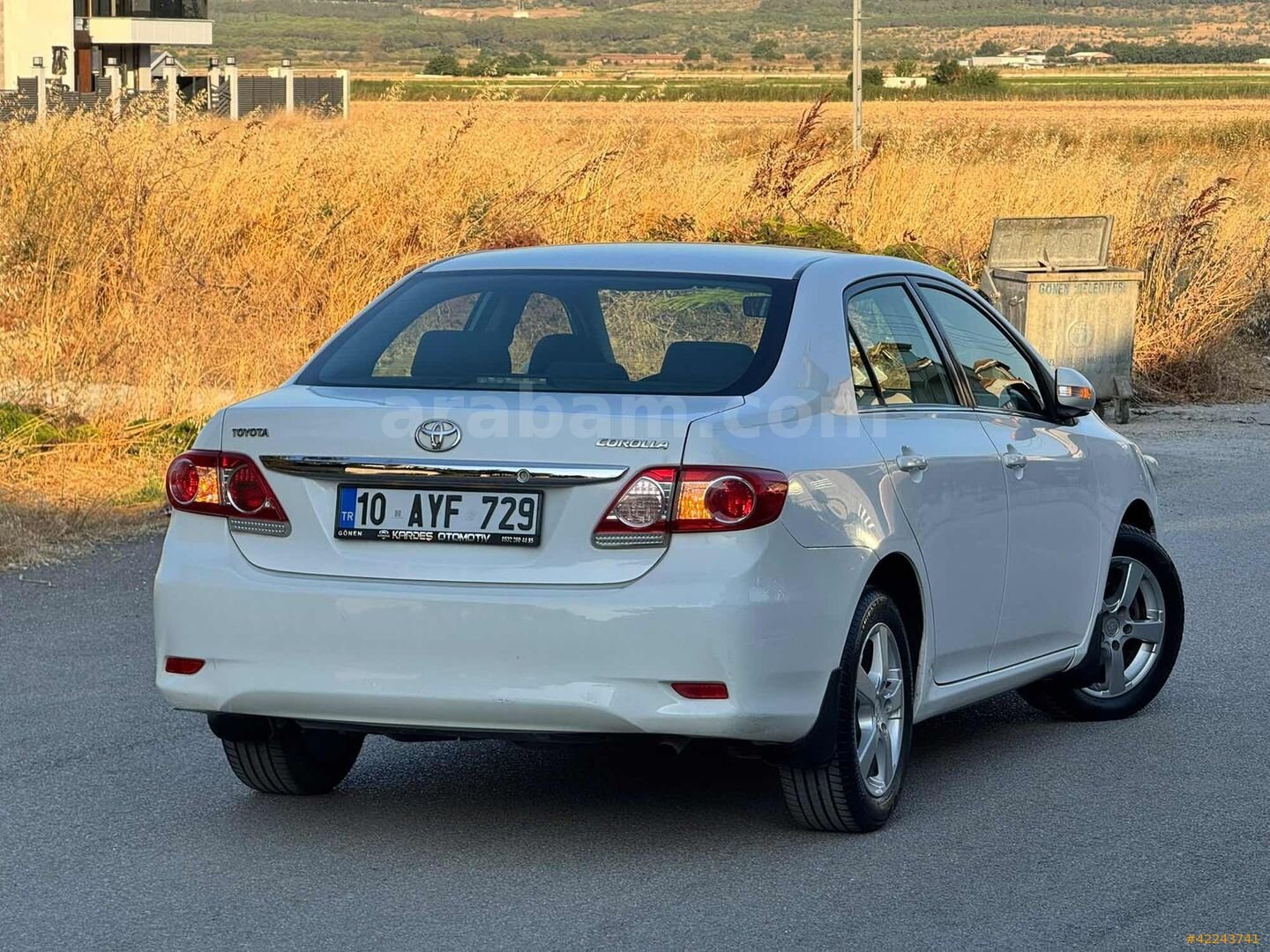 Galeriden Toyota Corolla 1.4 D-4D Comfort Extra 2011 Model Balıkesir 109.000 km Beyaz 7