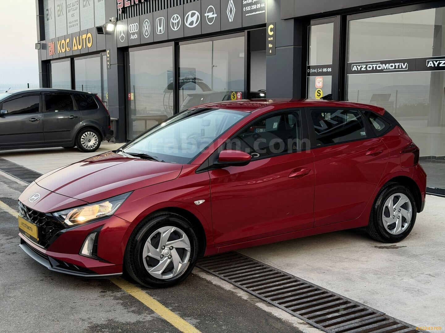 Galeriden Hyundai i20 1.0 T-GDI Jump 2025 Model Amasya 15.000 km Kırmızı 4