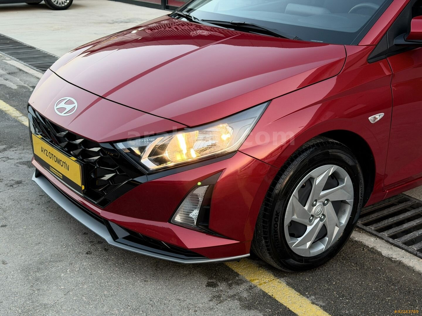 Galeriden Hyundai i20 1.0 T-GDI Jump 2025 Model Amasya 15.000 km Kırmızı 3