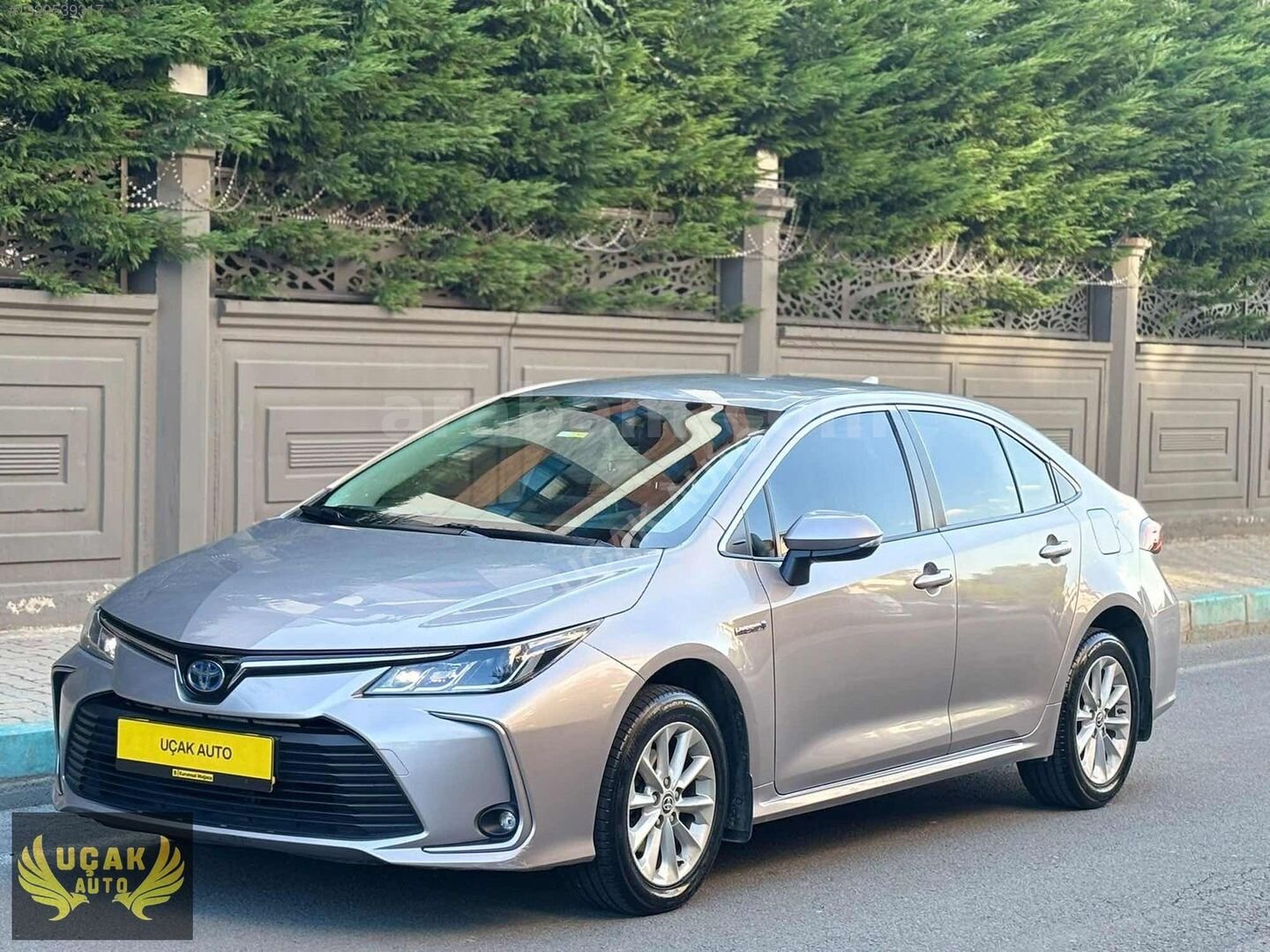 Galeriden Toyota Corolla 1.8 Hybrid Dream 2021 Model Tekirdağ 145.000 km Gri 1