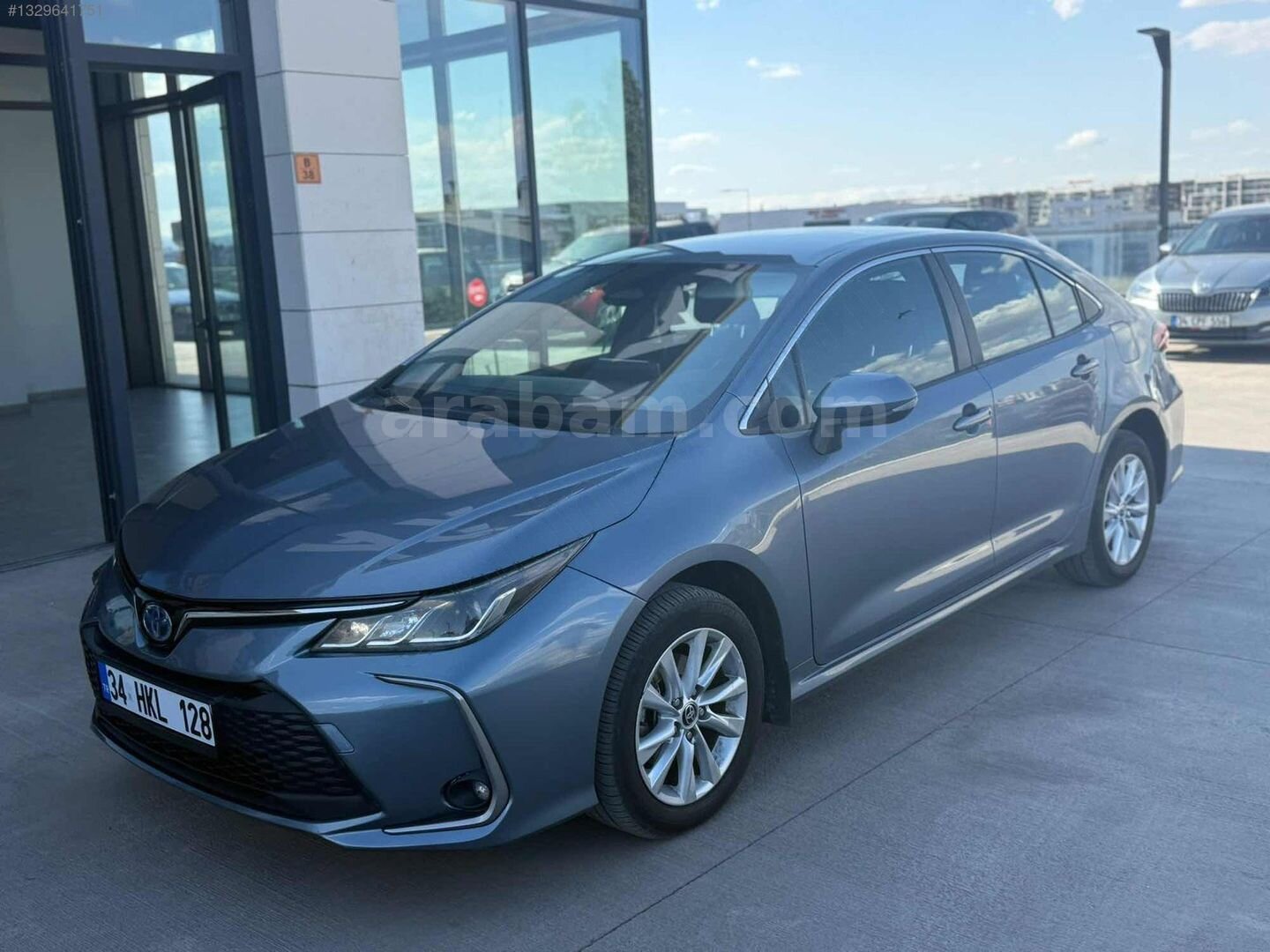 Galeriden Toyota Corolla 1.8 Hybrid Dream 2023 Model Ankara 58.000 km Gri 4