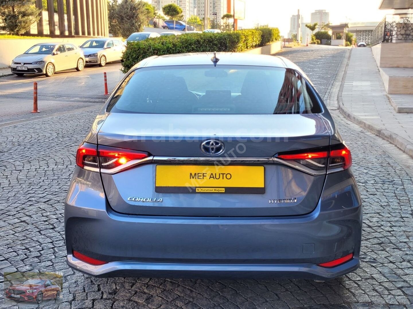 Galeriden Toyota Corolla 1.8 Hybrid Dream 2022 Model İstanbul 97.000 km Füme 5