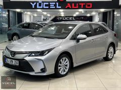 HATASIZ BOYASIZ 2023 MODEL TOYOTA COROLLA 1,8 HYBRED OTOMATİK