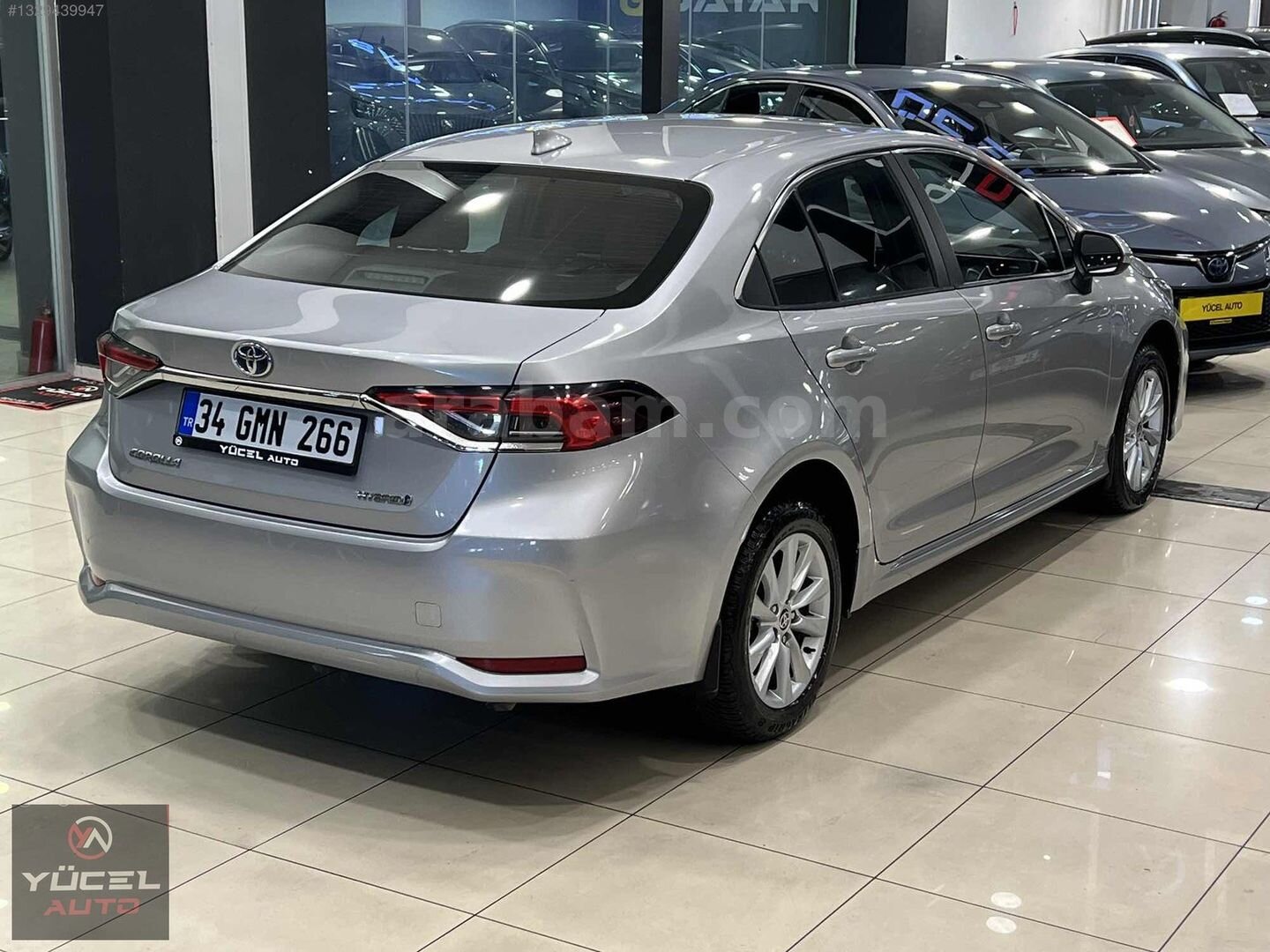 Galeriden Toyota Corolla 1.8 Hybrid Dream 2023 Model İstanbul 86.000 km Gri 7