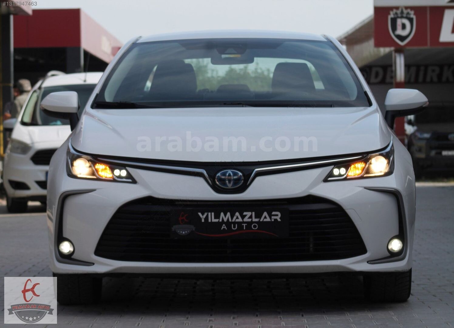 Galeriden Toyota Corolla 1.8 Hybrid Dream 2022 Model Adana 137.000 km Beyaz 1