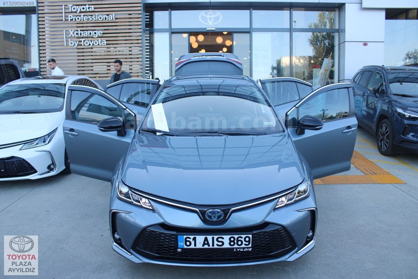 Galeriden Toyota Corolla 1.8 Hybrid Dream 2024 Model Trabzon 27.061 km Mavi 2