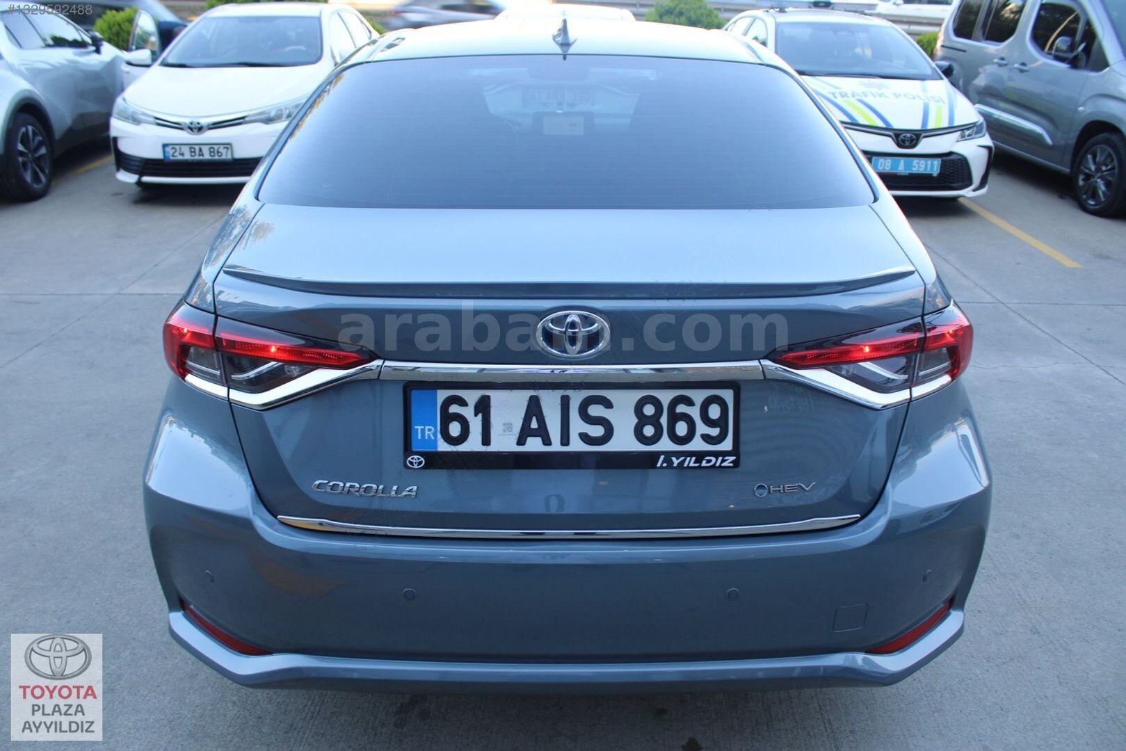Galeriden Toyota Corolla 1.8 Hybrid Dream 2024 Model Trabzon 27.061 km Mavi 5