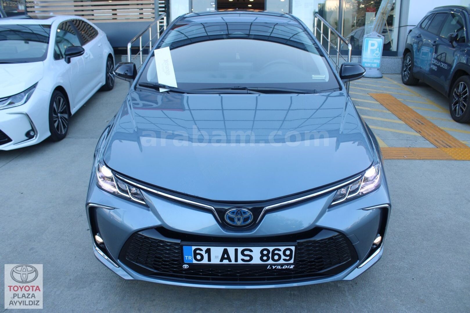 Galeriden Toyota Corolla 1.8 Hybrid Dream 2024 Model Trabzon 27.061 km Mavi 3