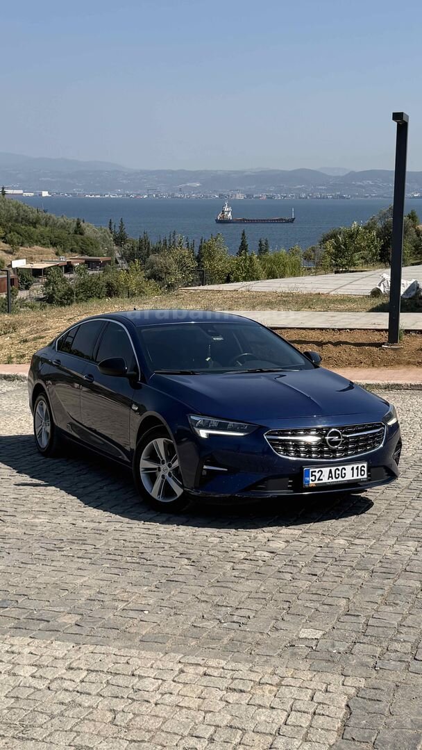 Sahibinden Opel Insignia 1.5 d Edition 2021 Model İstanbul 115.500 km Lacivert 1
