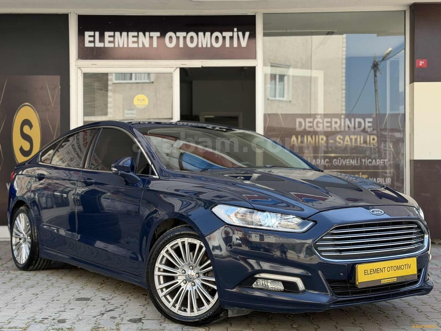 Galeriden Ford Mondeo 2.0 TDCi Titanium 2015 Model İstanbul 205.000 km Lacivert 1