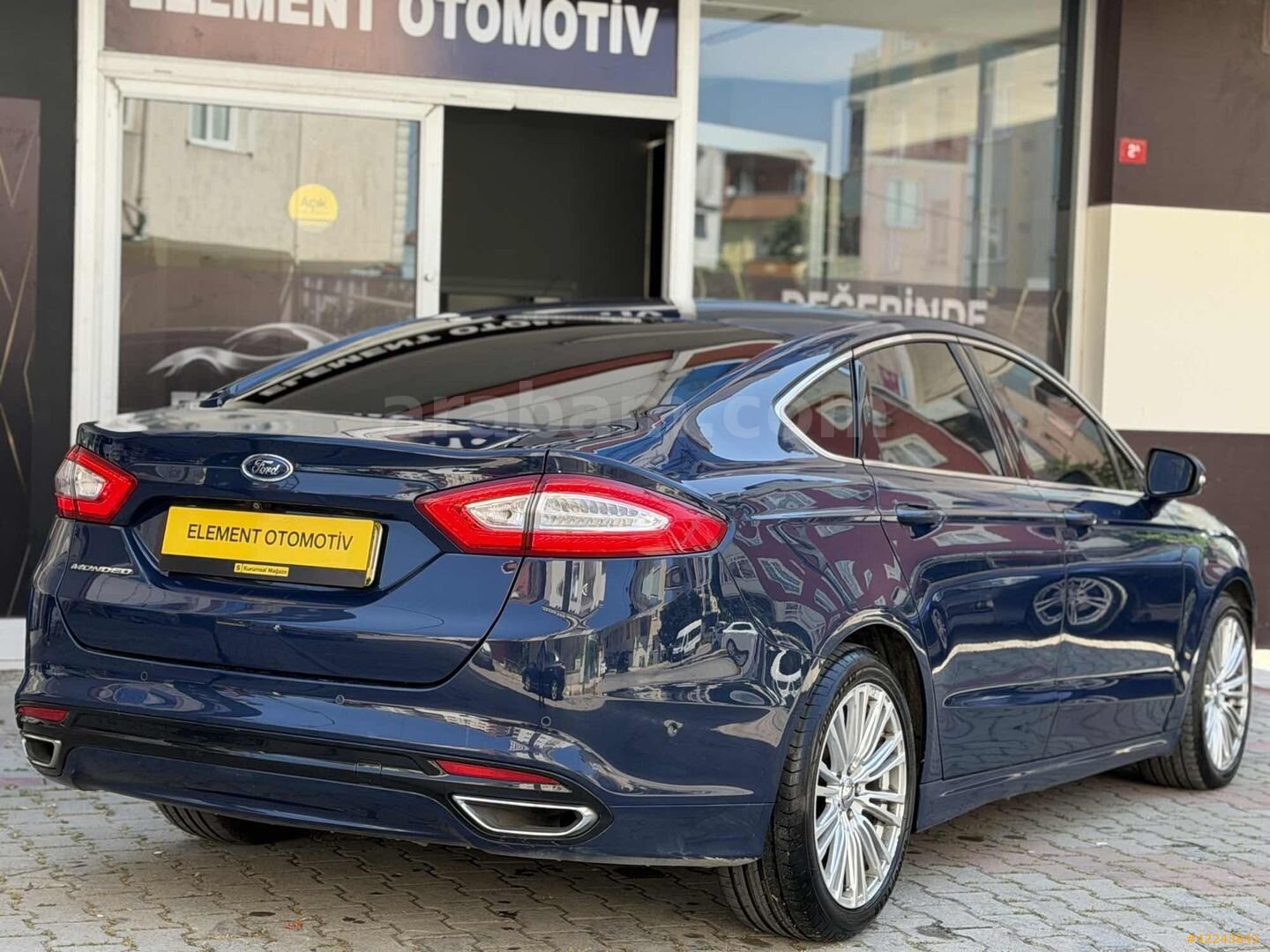 Galeriden Ford Mondeo 2.0 TDCi Titanium 2015 Model İstanbul 205.000 km Lacivert 6