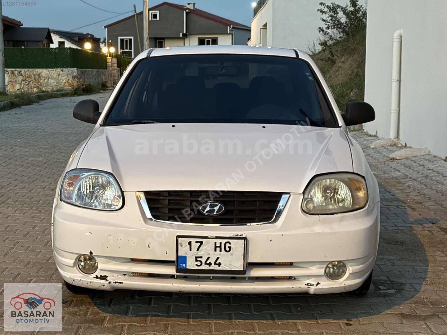 Galeriden Hyundai Accent 1.3 Admire 2004 Model Çanakkale 250.000 km Beyaz 7