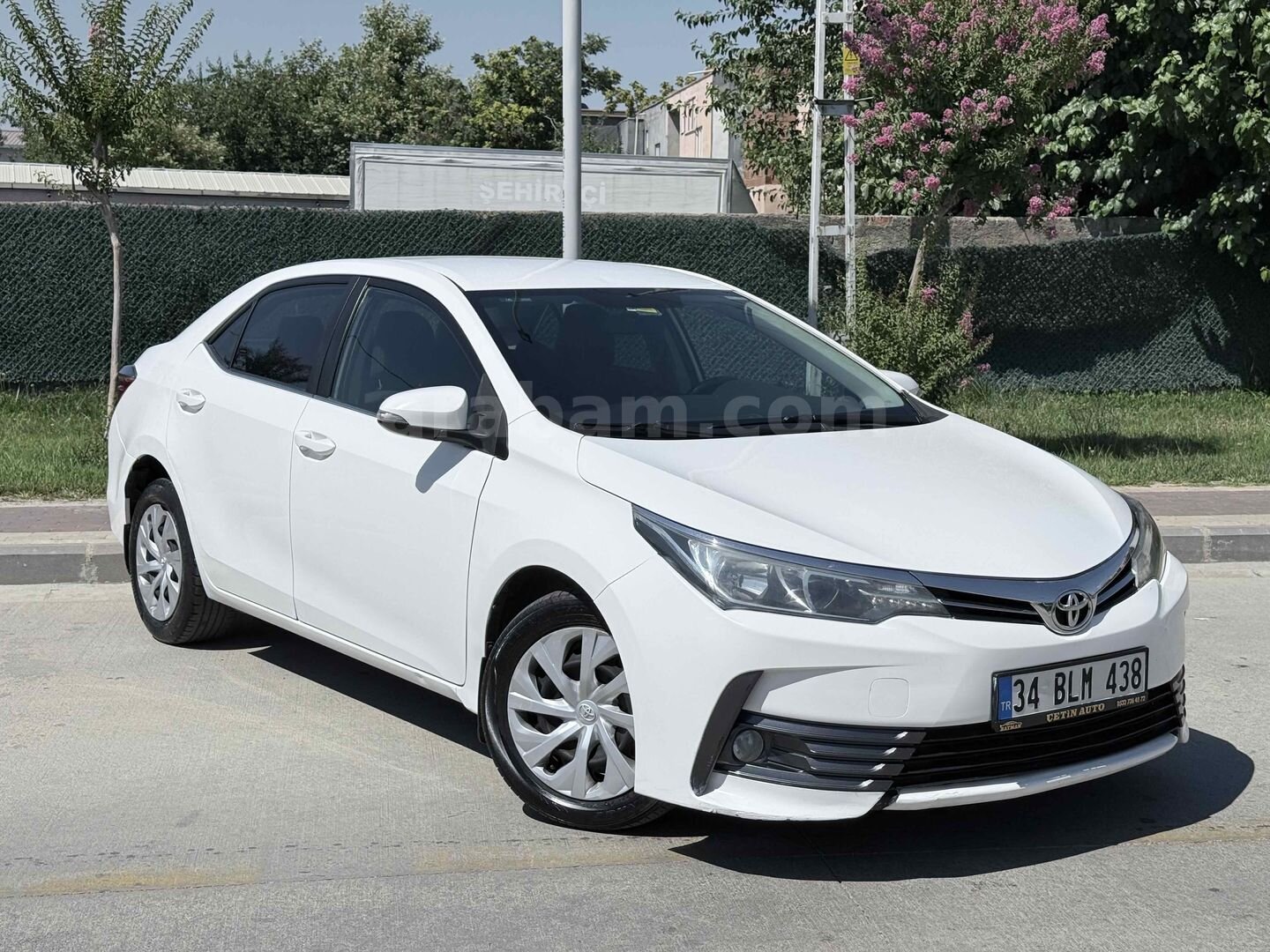Galeriden Toyota Corolla 1.4 D-4D Touch 2018 Model Batman 200.000 km Beyaz 2