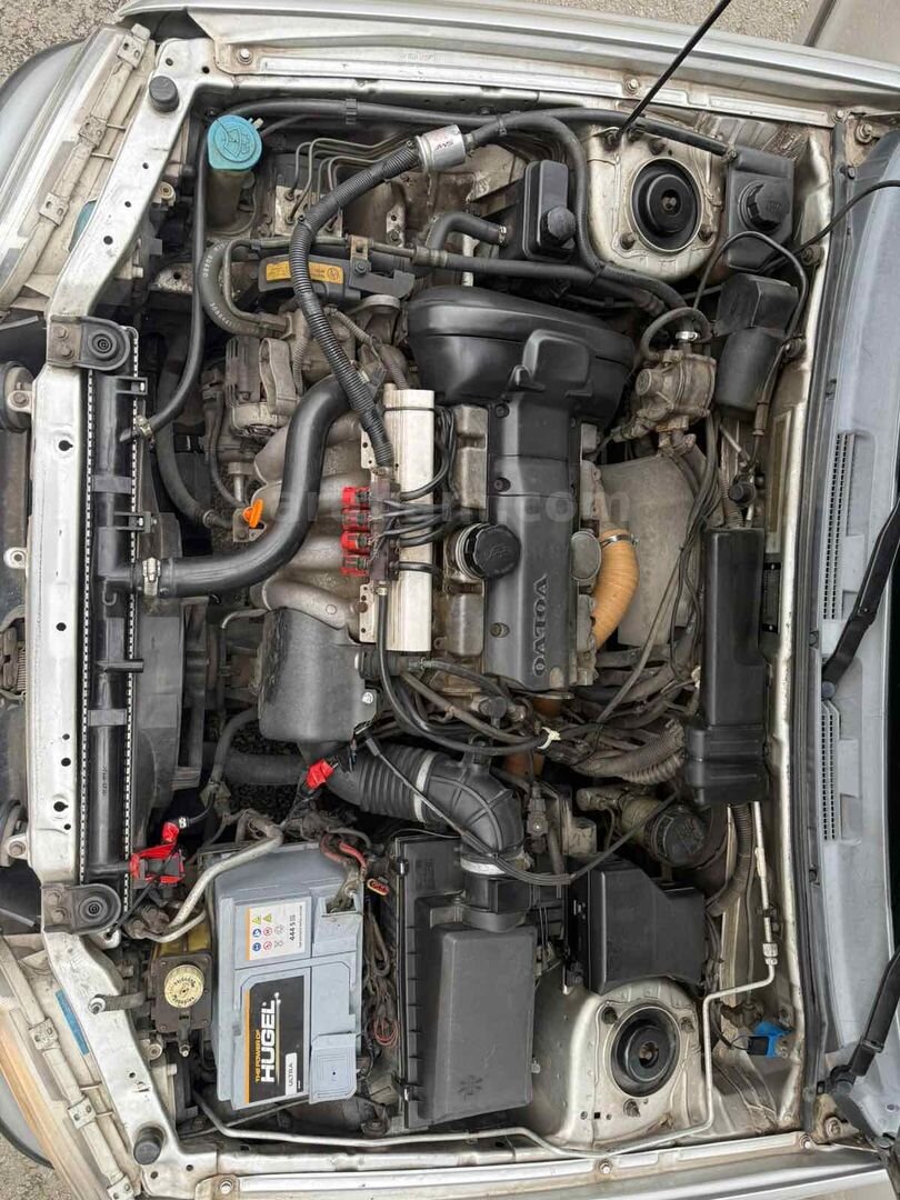 Sahibinden Volvo S40 1.6 2000 Model İstanbul 289.000 km Gri (Gümüş) 4