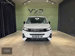 YZR' DEN OPEL COMBO 1.5D ESSENTİAL HATASIZ//BOYASIZ//%20 KDV
