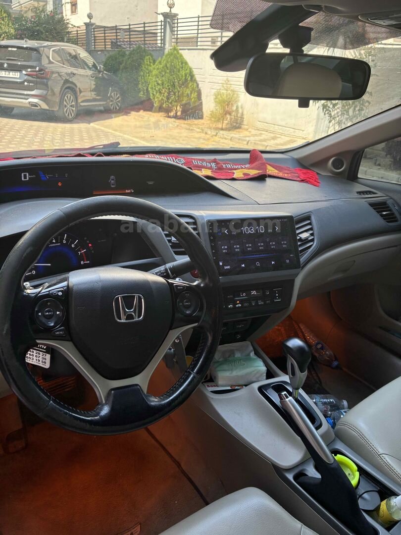 Sahibinden Honda Civic 1.6i VTEC Eco Elegance 2012 Model İzmir 218.000 km Siyah 7