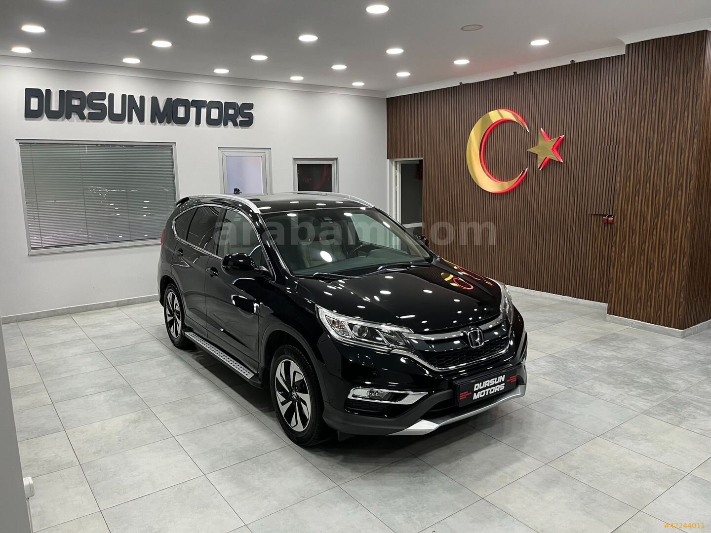 Galeriden Honda CR-V 1.6 i-DTEC Executive 2015 Model Kocaeli 97.000 km Siyah 1