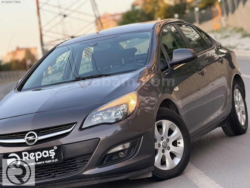 Galeriden Opel Astra 1.6 CDTI Design 2016 Model Kocaeli 192.000 km Füme
