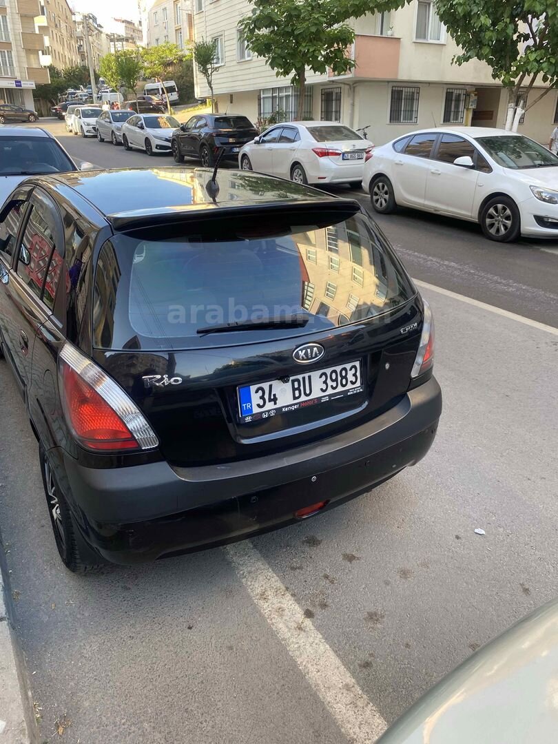 Sahibinden Kia Rio 1.5 CRDi EX Comfort 2006 Model Kocaeli 320.000 km Siyah 3