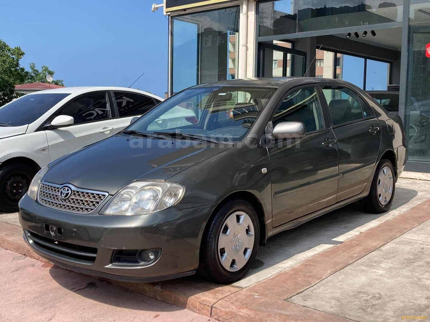 Galeriden Toyota Corolla 1.6 Terra 2005 Model Samsun 390.000 km Gri 3