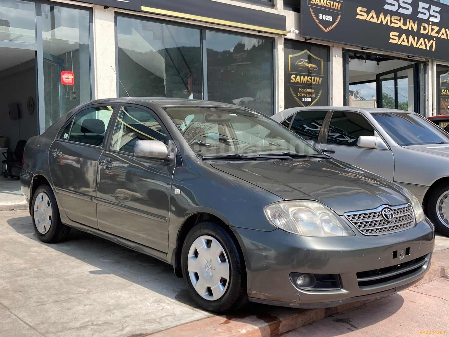 Galeriden Toyota Corolla 1.6 Terra 2005 Model Samsun 390.000 km Gri 2
